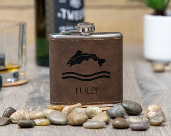 House Tully Game of Thrones Sigil 6 ounce leatherette flask with FREE Funnel